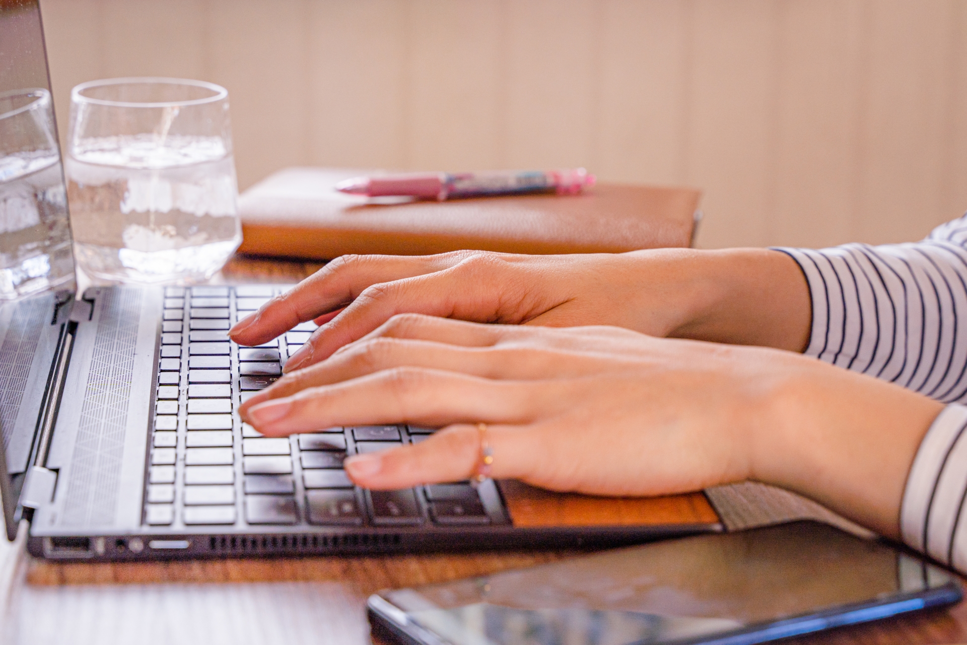 転職サイト・エージェントフリーター利用すべき理由