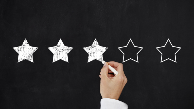 星3つ 塗っている