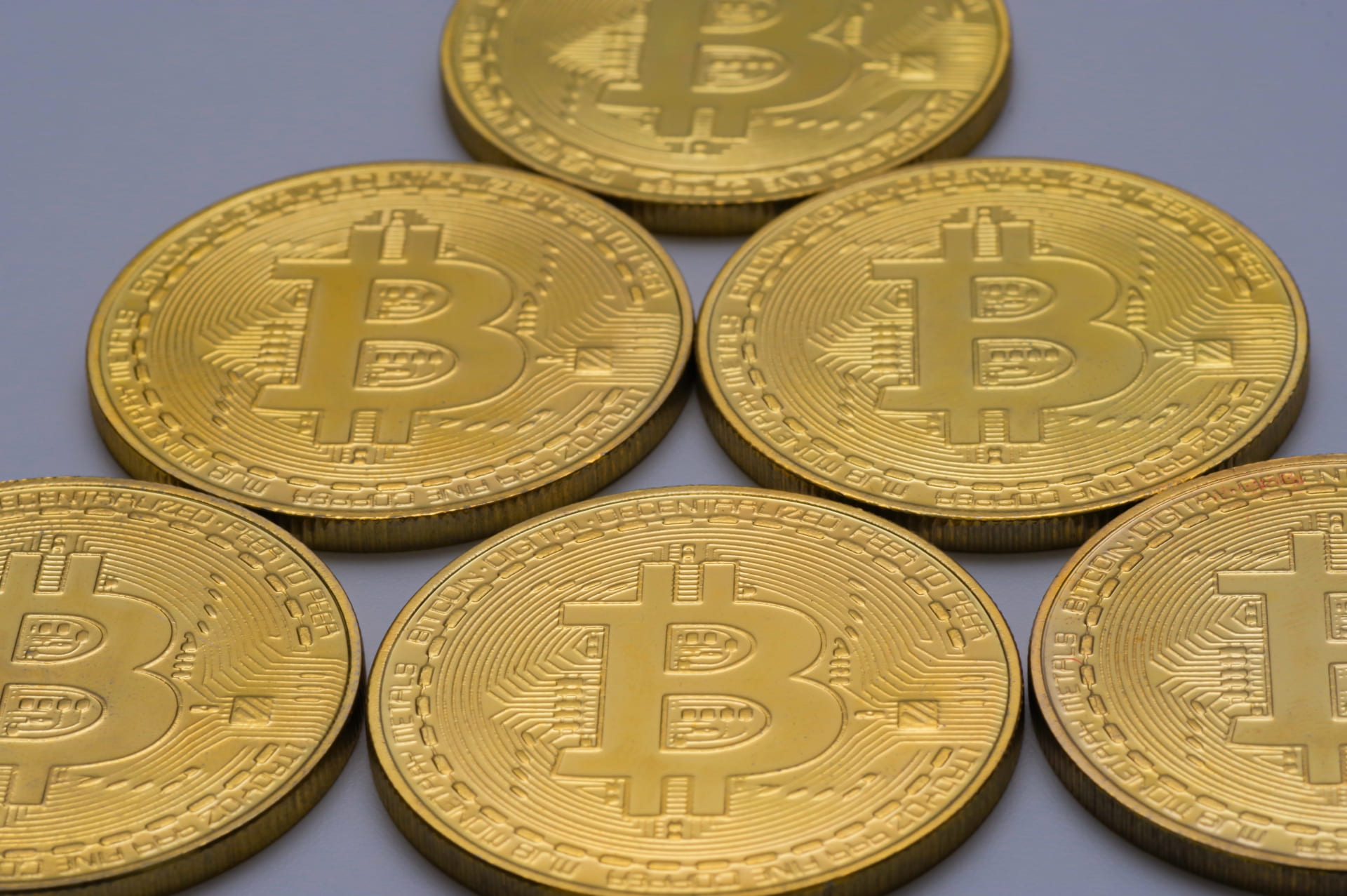 リテントリー/LITの買い方は？通貨の特徴や今後を解説！購入できる取引所もご紹介│LIFE TREND