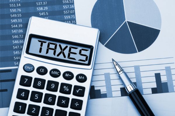 海外FX確定申告　節税対策